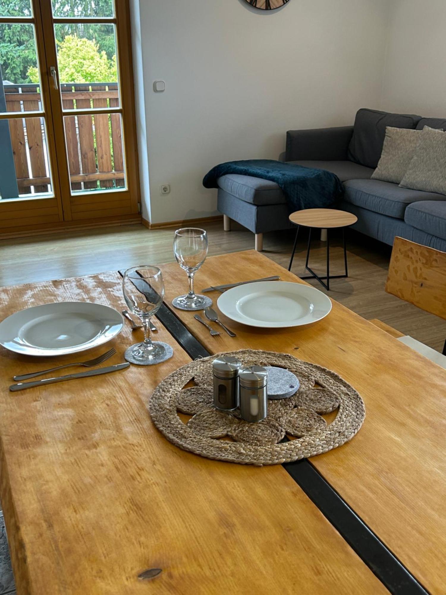 Gehobene Madera Campesina Apartment Hunderdorf